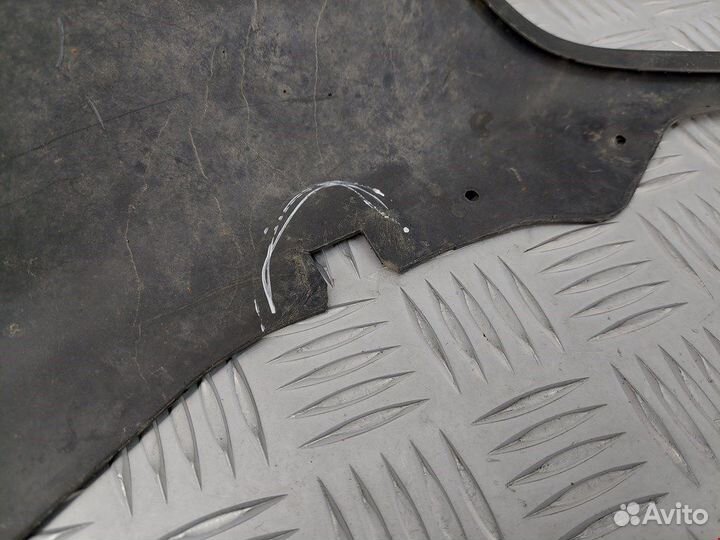 Юбка/спойлер заднего бампера Volkswagen Passat