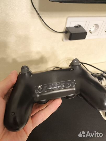 Sony Playstation 4 Slim (PS4Slim)