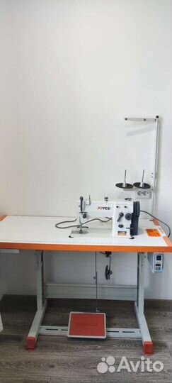 Швейная профессиональная машинка зиг-заг