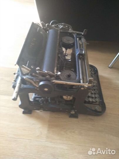 Печатная пишущая машинка Continental