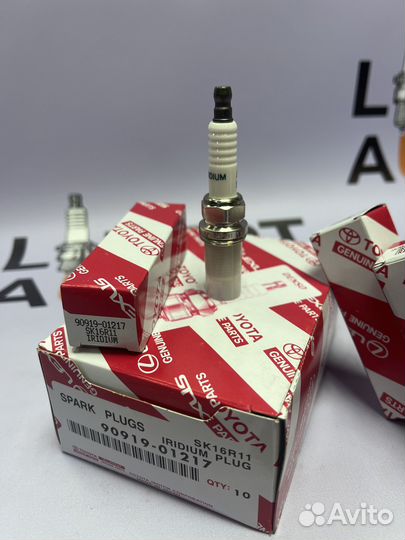 Свеча зажигания SK16R11 Denso 90919/01217 Toyota/L