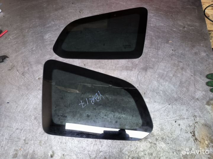 Renault Duster 2 форточка крыла левый правый