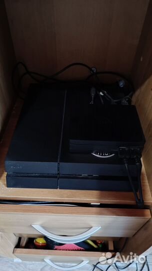 Продам ps4
