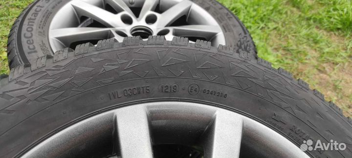 Continental IceContact 3 205/55 R16 94T