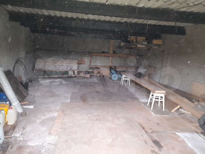 Гараж, > 30 м²