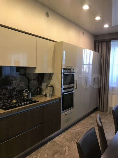 3-к. квартира, 126 м², 4/5 эт.