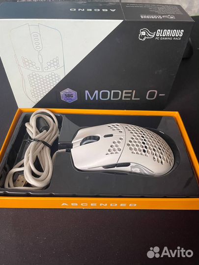 Glorious model o minus