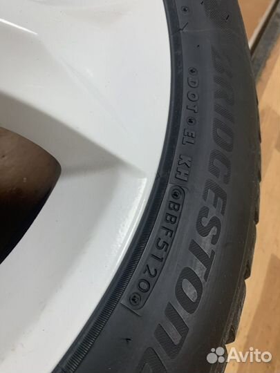 Bridgestone Blizzak DM-V2 245/50 R20 102T