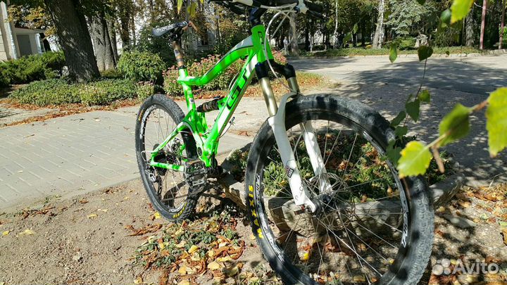 Велосипед двухподвес GT sensor 2.0