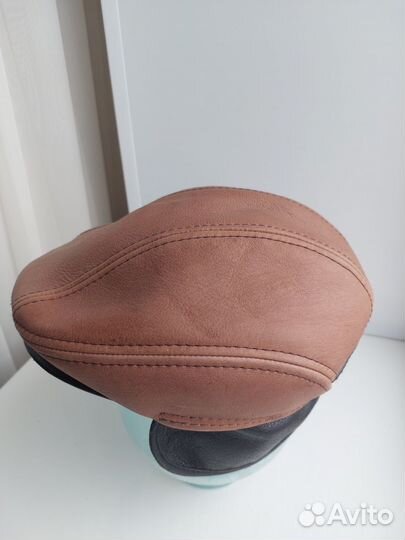 Мужская кожаная кепка демисезонная