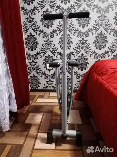 Тренажер для мышц ног