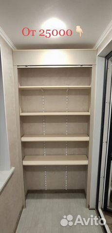 Шкаф на балкон и коридор с рольставней