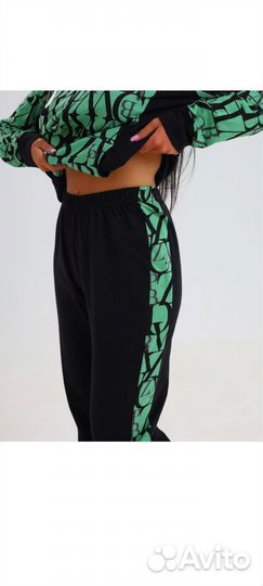 Спортивный костюм женский трикотаж 54р