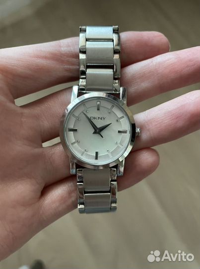 Женские часы dkny б/у