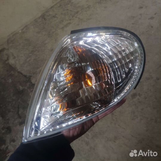 Указатель поворота Ниссан Алмера