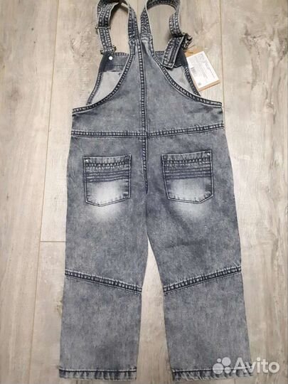 Джинсовый комбинезон