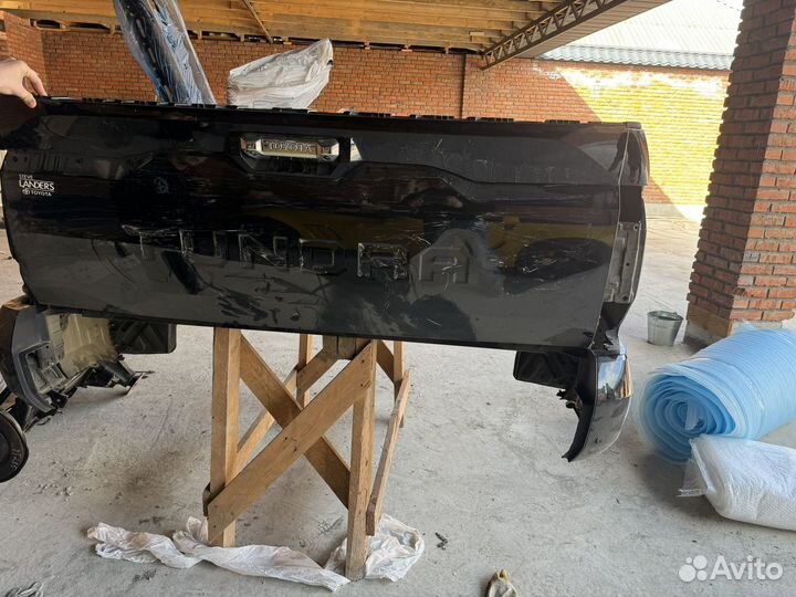 Toyota tundra 2023 г