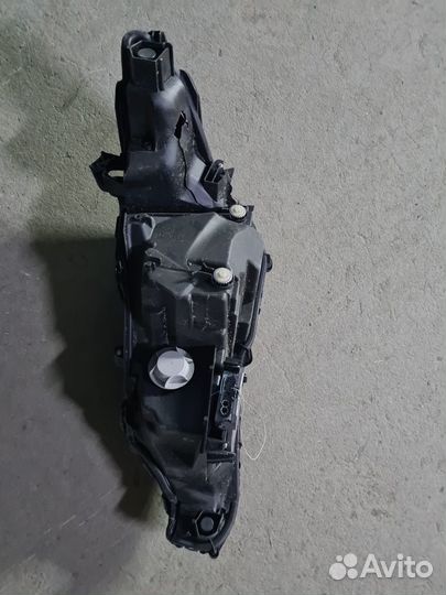 Продам на тойота камри 70, сломаны крепления