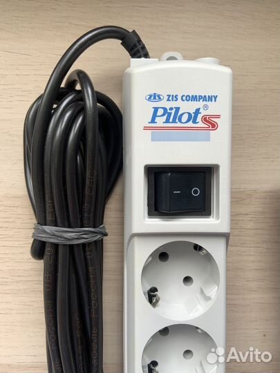 Pilot S сетевой фильтр