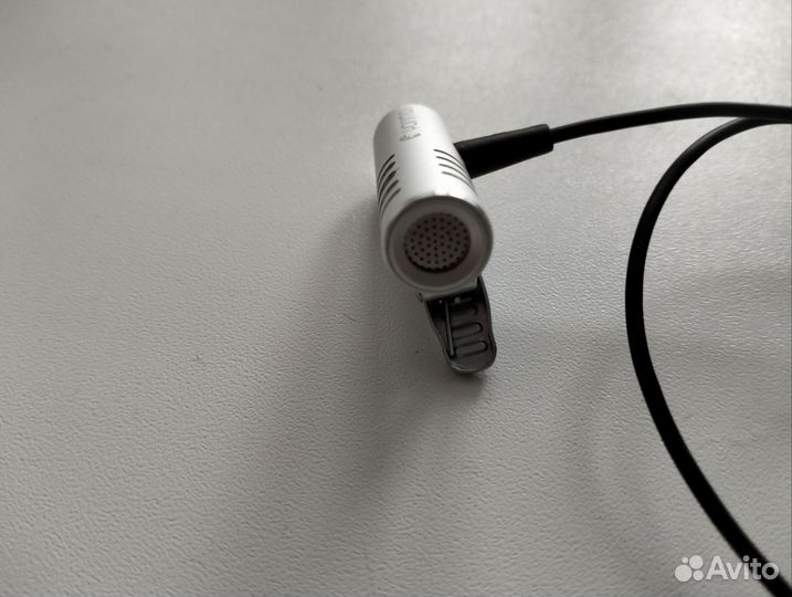 Микрофон петличка Yanmai R933 серебристый