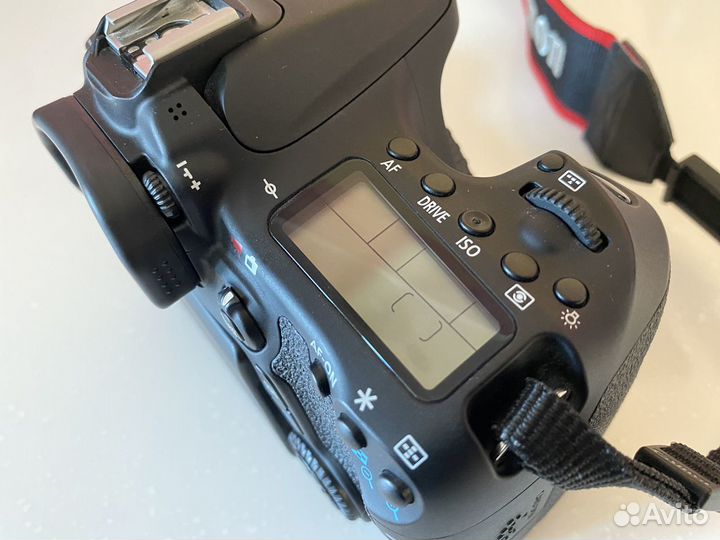 Зеркальный фотоаппарат canon eos 70d