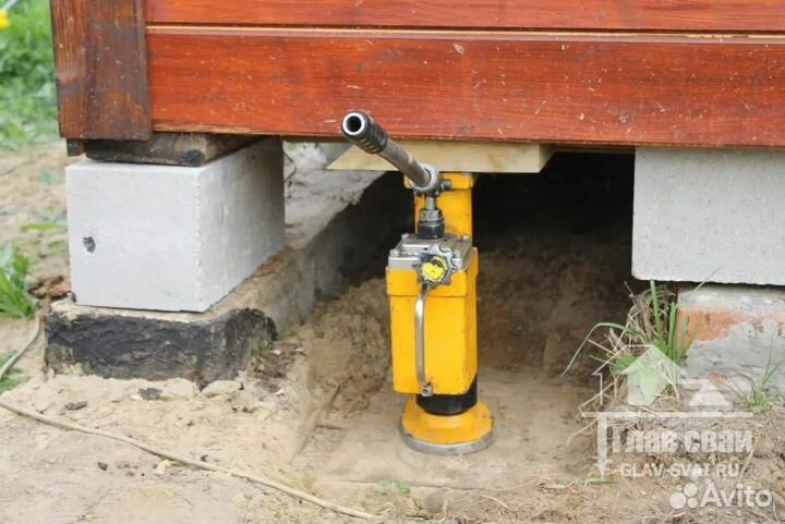 Бригада строителей