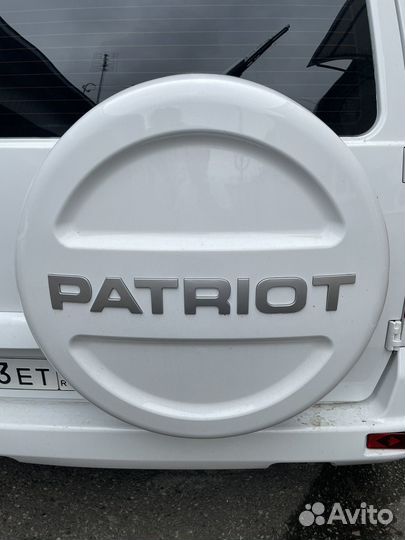 УАЗ патриот.муляж запасного колеса