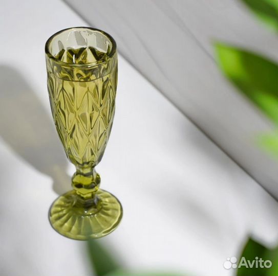 Бокалы для шампанского новые. бронь