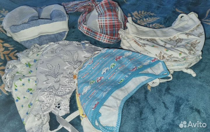 Чепчики для новорожденных