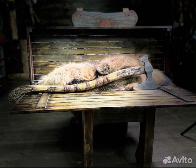 Топор кованый ручной работы