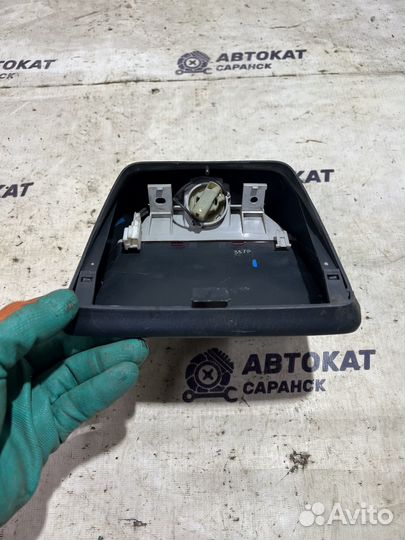 Дополнительный стоп-сигнал Nissan Primera P11