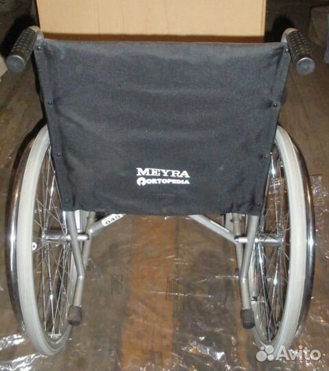 Инвалидная коляска