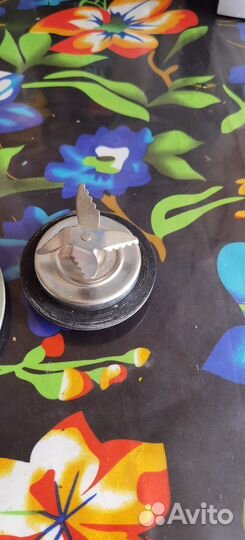 Блендер philips HR 2094
