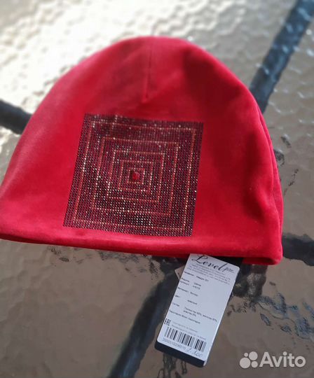 Шапка велюровая, со стразами Swarovski