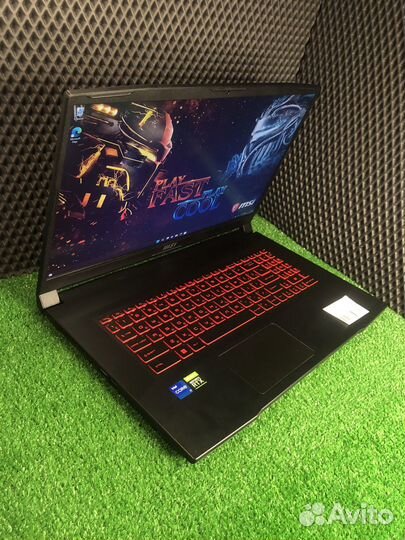 Игровой ноутбук MSI 17.3