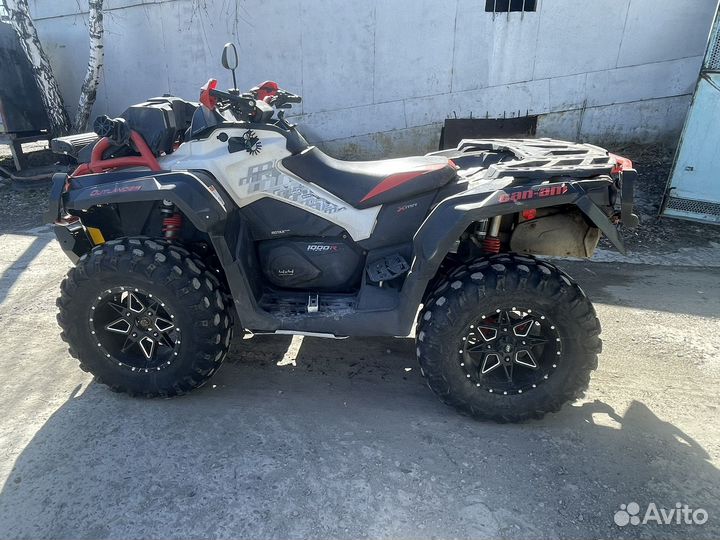Brp can-am XMr 1000