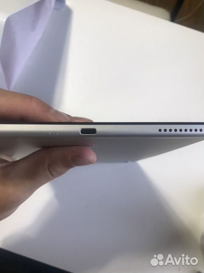 Lenovo tab m10 fhd plus
