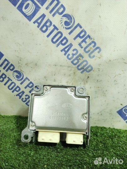 Блок управления подушками безопасности (SRS)