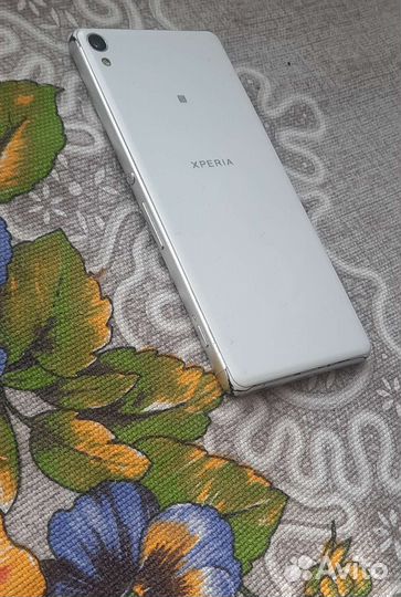 Sony Xperia XA