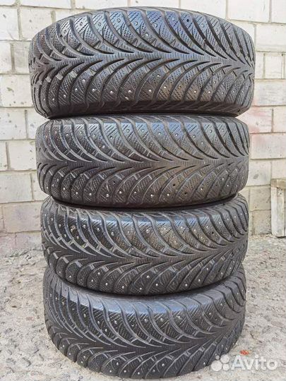 Sava Eskimo Stud 205/60 R16 96T