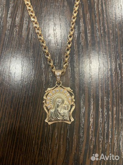 Золотая цепочка с подвеской