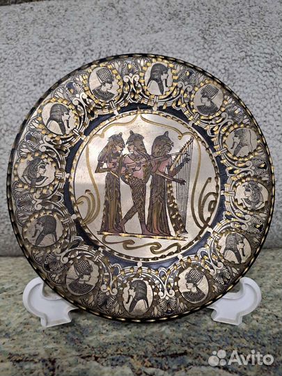 Тарелка декоративная