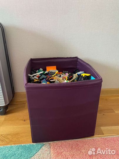 Коробка лего