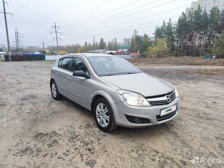 Opel Astra 1.6 МТ, 2011, 248 500 км