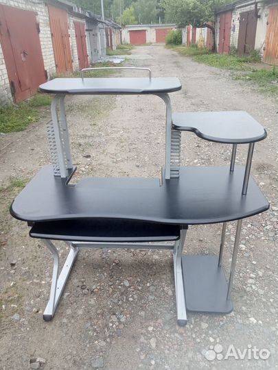 Компьютерный столик бу