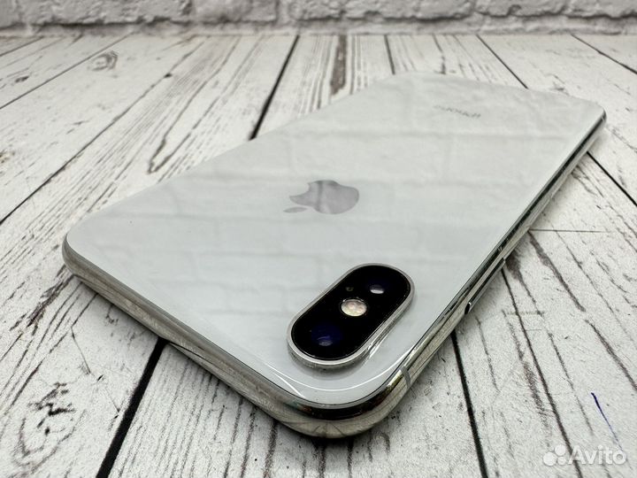 iPhone X, 256 ГБ