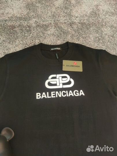 Футболка Balenciaga BB Черная (Хит 2025)