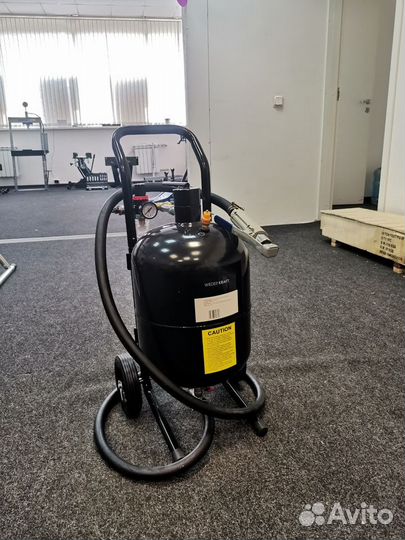 Передвижной пескоструйный аппарат Wiederkraft