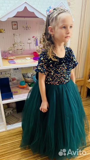 Платье шикарное для девочки