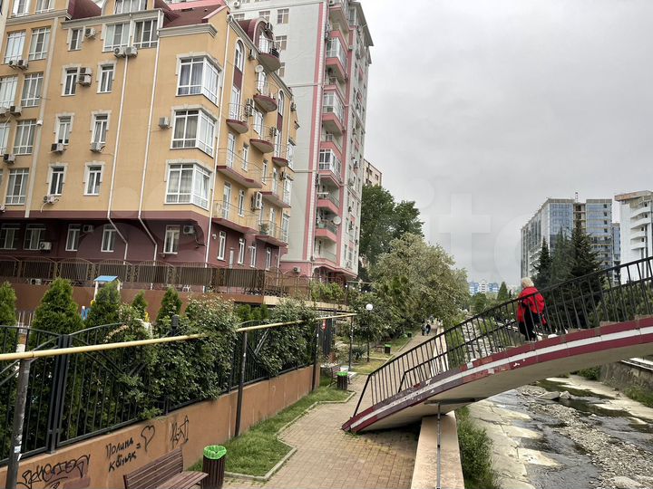 4-к. квартира, 130 м², 11/11 эт.